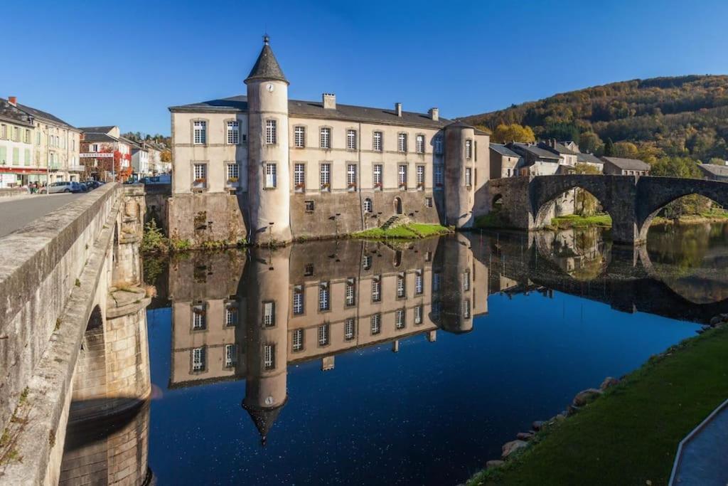 Gite Belfortes Plein Coeur De Brassac Brassac  Exterior foto